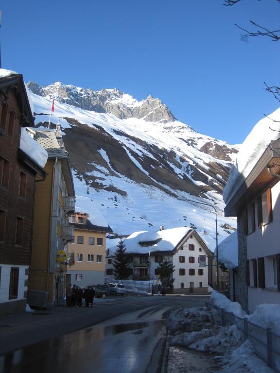 Hotel Des Alpes Realp Exterior photo